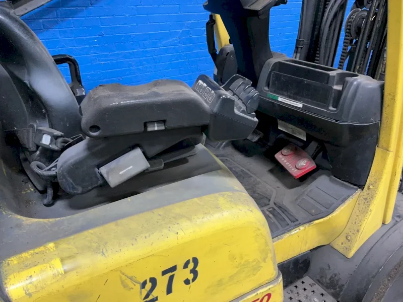 HYSTER PROPANE FORKLIFT