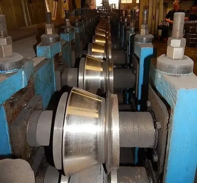 USED 12 STAND CONTOUR MODEL 201210 ROLL FORMER