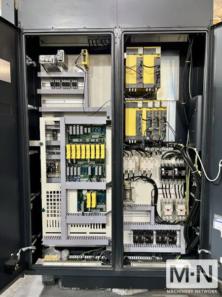 Makino A-71 Horizontal CNC Machining Center, 2007