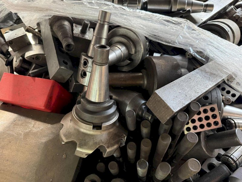 3" DEVLIEG 3H-72 HORIZONTAL BORING MILL. STOCK # 0113926