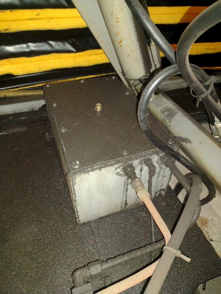 1,000 LB AMERICAN LIFTS MODEL T1-60-040 ELECTRIC PLAFORM LIFT: STOCK #20584