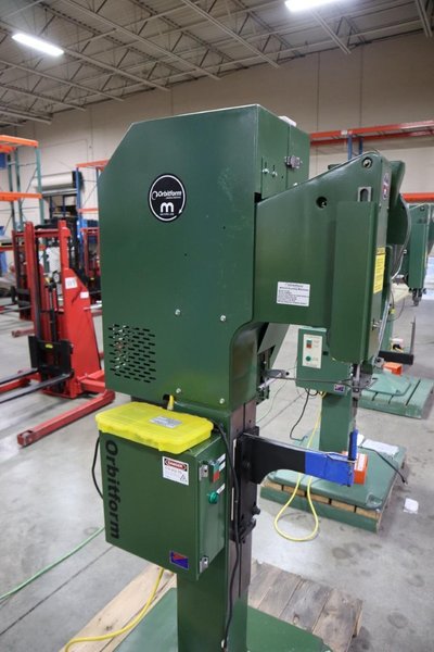 Milford Orbitform #305 Riveter, Feeed Bowl and Track, Tooling, Remote Trip- Auction Item