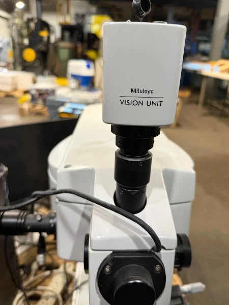 Mitutoyo model HM-210 type B micro vickers hardness tester