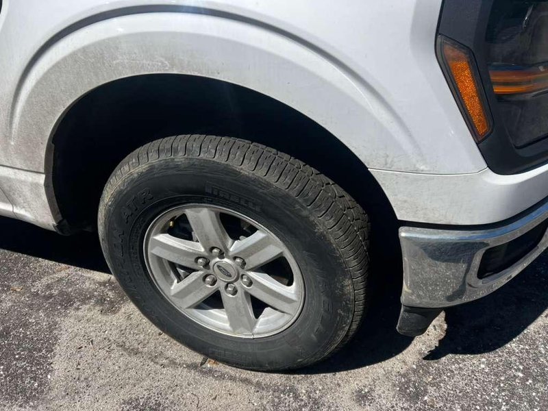 Ford F-150 Pickup Truck, 2024 – 4×4 Crew Cab – Clean Late Model Work