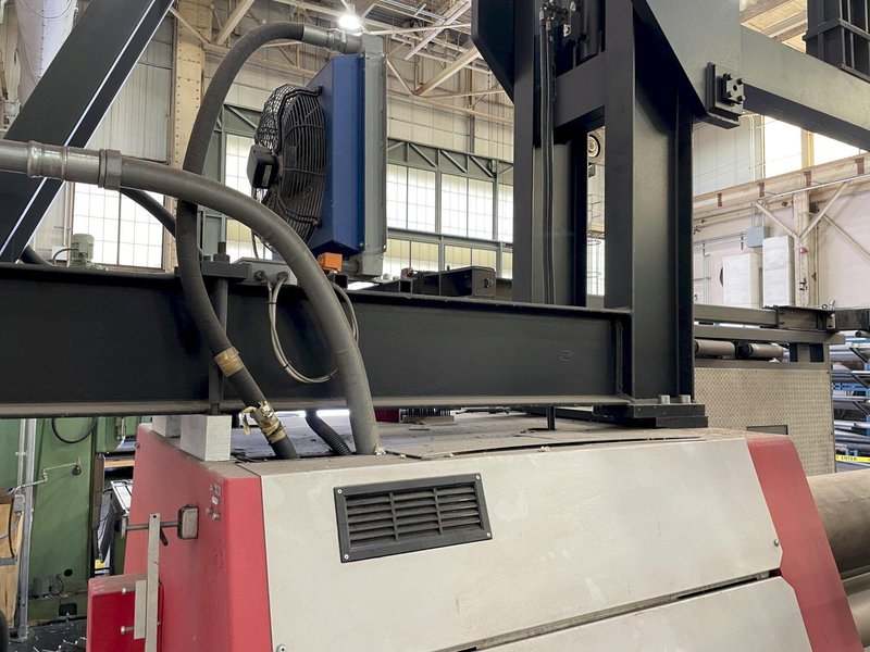 DAVI / Promau 16-inch Diameter CNC Plate Rolling/Bending Machine Model: MCB 3045