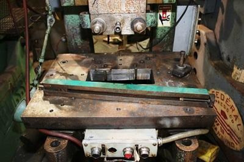 35 TON BLISS Mdl# C-35 OPEN BACK INCLINABLE PRESS