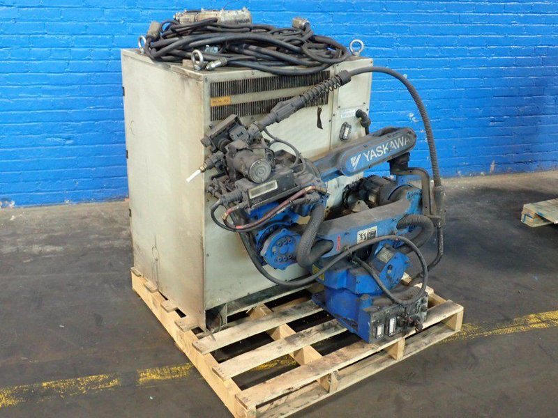 YASKAWA MOTOMAN ROBOT  -  MH6