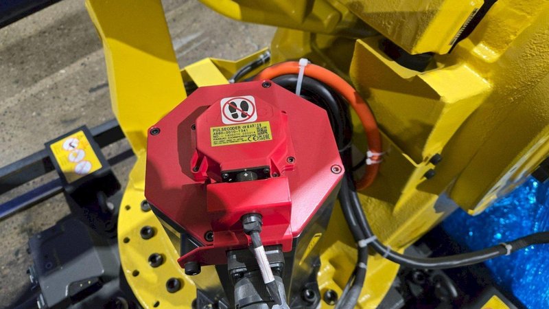 FANUC M-410iC/185 + R-30iB PLUS ROBOT AND CONTROLLER NEW