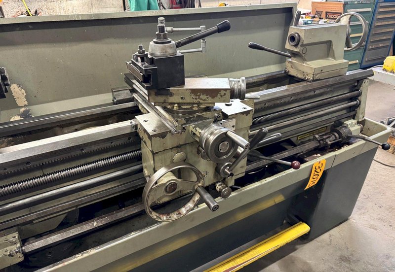 15" x 50" Clausing Colchester Lathe, Inch/mm, 2000 RPM, 7-1/2 HP