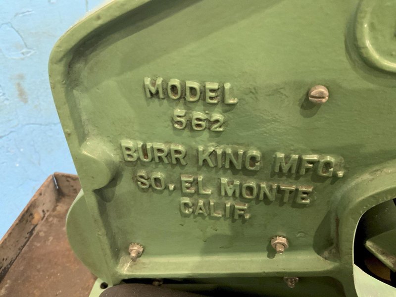 BURR KING MODEL 562 VERT BELT GRINDE: STOCK #81205