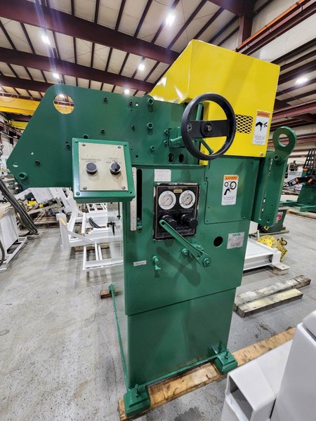5,000 lbs x 26" W x .090" Minster Coil Servo Feed Line, DBL End Reel, Straightener, Servo Feeder