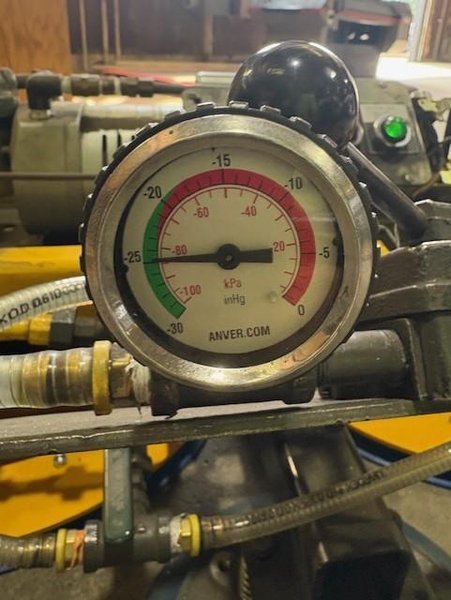 5,000lbs ANVER CORP VACUUM SHEET LIFTER STOCK# 4154