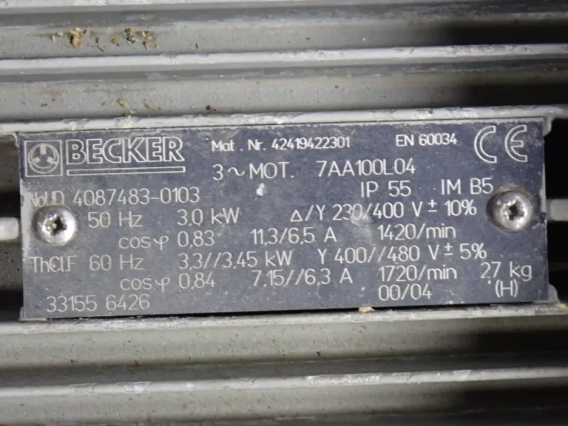 BECKER 900 MBAR VACUUM PUMP  -  KVT 3.100