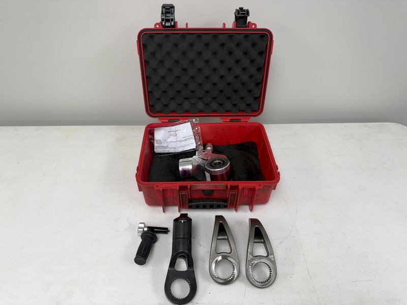 1&quot; HYTORC MODEL #AVANTI AV-3 HYDRAULIC TORQUE WRENCH: YOBRO #24177