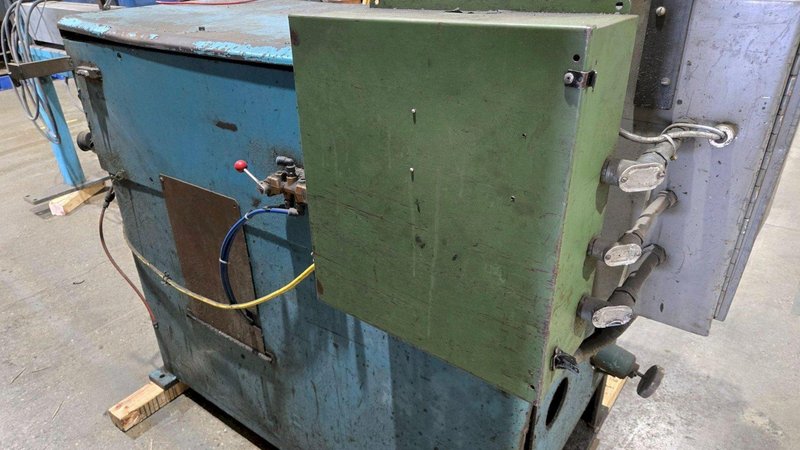 LUBOW WIRE STRAIGHTENER/CUTOFF MACHINE USED