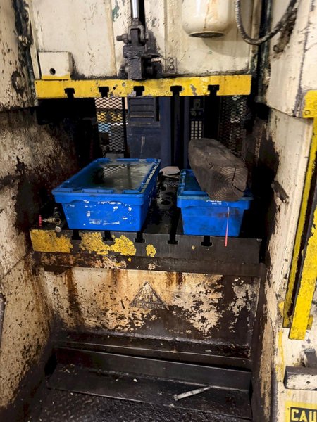 42" x 36" x 5" T-SLOT BOLSTER PLATE. STOCK #0113026