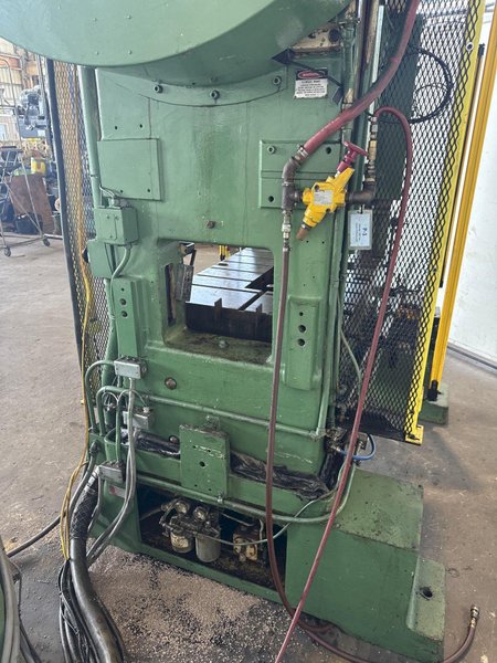 100 TON MINSTER P2-100-48 PIECE MAKER STRAIGHT SIDE HIGH SPEED PRESS. STOCK # 0773225