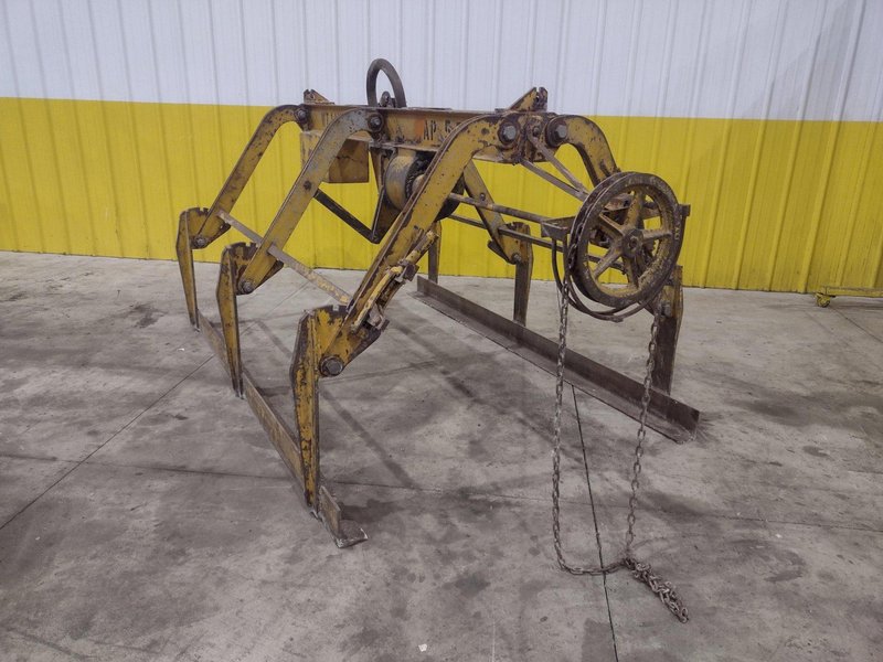 10,000 LBS X 96" CF ADJUSTABLE PLATE &amp; SHEET LIFTER: STOCK #22326