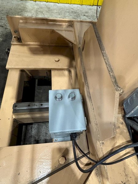 4,000 LBS X 18&quot; CWP MODEL #3RD-18 DOUBLE END PULL OFF COIL REEL UNCOILER: YOBRO #23972