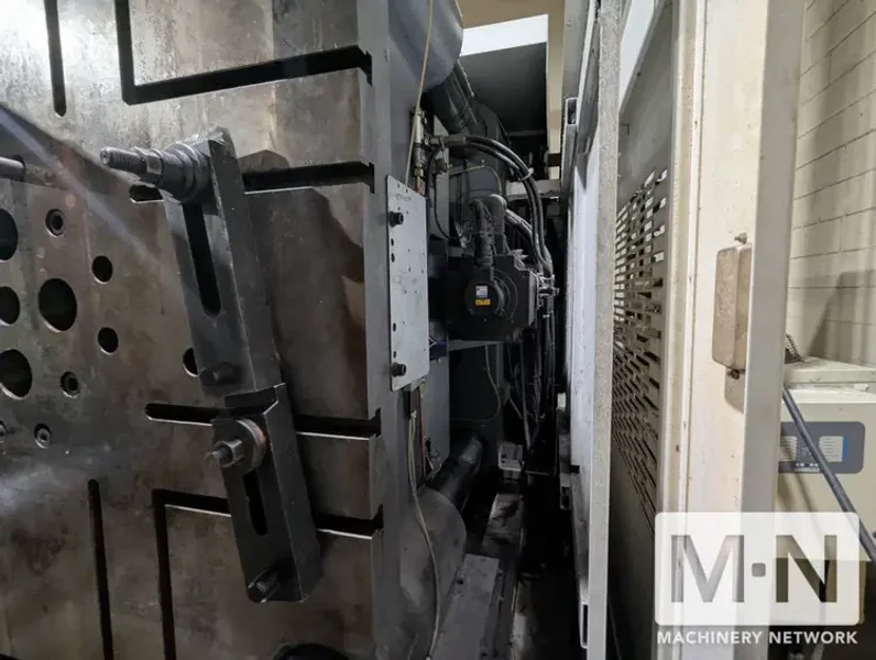 500 TON 68 OZ TOYO MODEL Si-500V ELECTRIC INJECTION MOLDING MACHINE MFG 2012