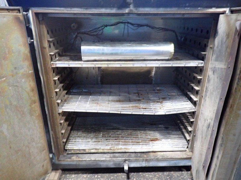 BLUE M ELECTRIC 48" X 24" X 48" INDUSTRIAL OVEN   -  MP-326A-CHP