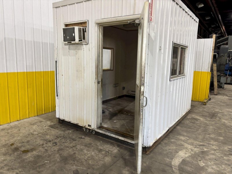 8' X 10' X 8'6" SOMMERS MOBILE LEASING MODEL N MOBILE OFFICE CONTAINER: YOBRO #23815
