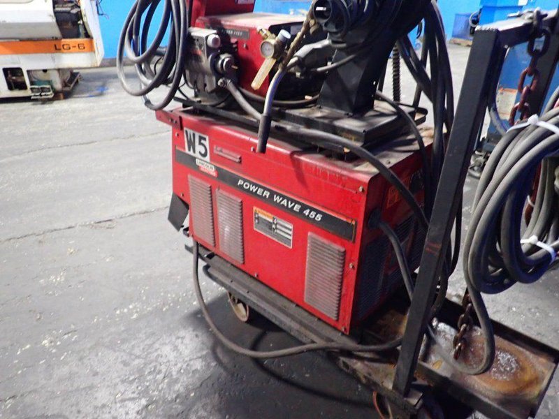 LINCOLN ELECTRIC 450 A WELDER   -  POWER WAVE 455