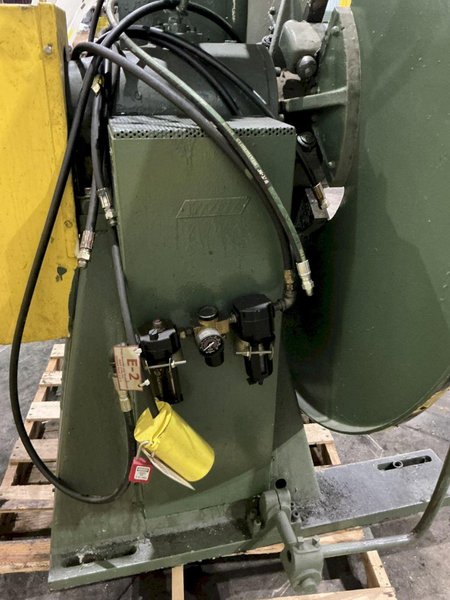 4,000 LBS X 18” LITTELL MODEL 40-18 MOTORIZED COIL REEL UNCOILER: YOBRO #26030