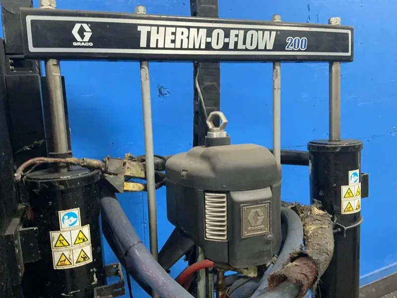 GRACO 123 PSI AIR, 3000 PSI FLUID THERM-O-FLOW HOT MELT SYSTEM  -  TOF200-A-2A1P64BENNN1NNNN