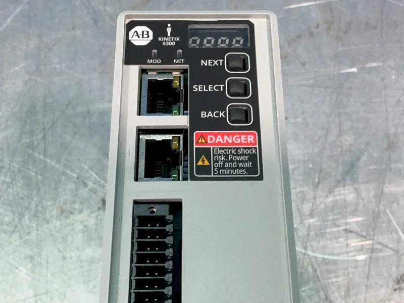 ALLEN-BRADLEY KINETIX 5300 SERVO DRIVE  -  2198-C4015-ERS