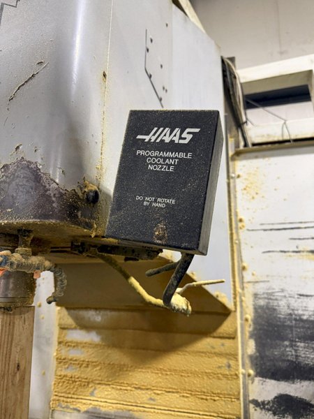 HAAS VF-10 VERTICAL MACHINING CENTER. STOCK # 0325526