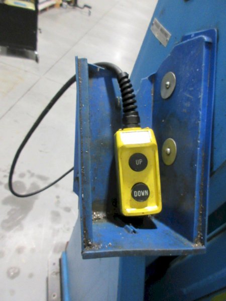 Hercules HI Series Model A39376 Hydraulic Box Dumper- Auction Item