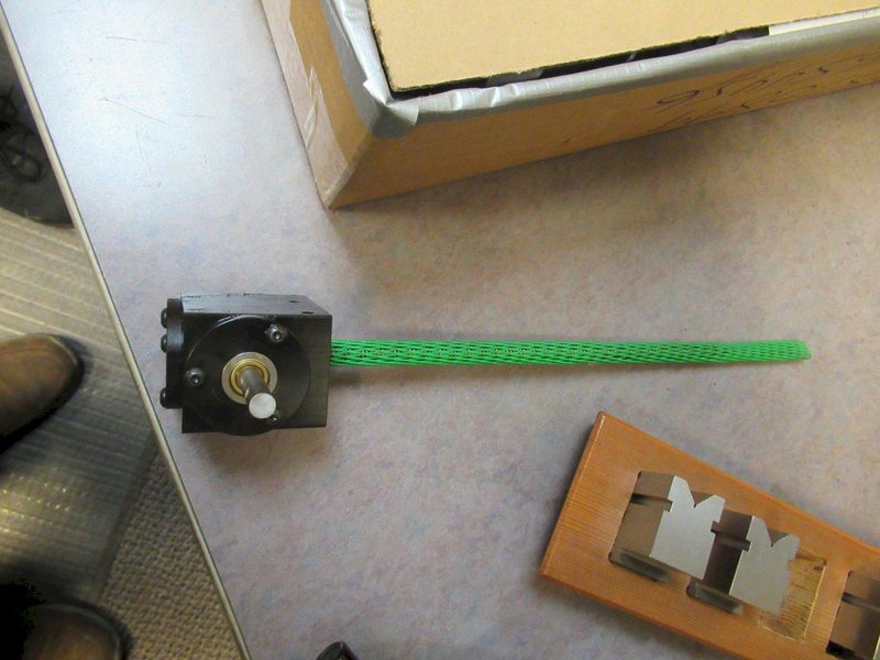 Deltronics DH214-MP 14" Optical Comparator with MPC-5 2-Axis DRO, LED Screen Angle Display, Surface &amp; Profile Illumination- Auction Item