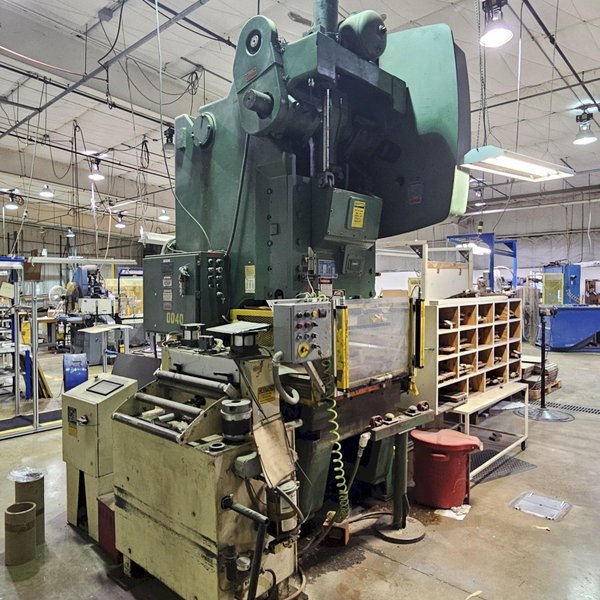 110 TON BLISS C-110 OBI PRESS W/ CWP SMX-24 SERVO FEEDER. STOCK # 1005125.