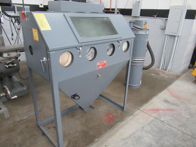 Trinco Dry-Blast Cabinet with BP2 Reclaim Unit