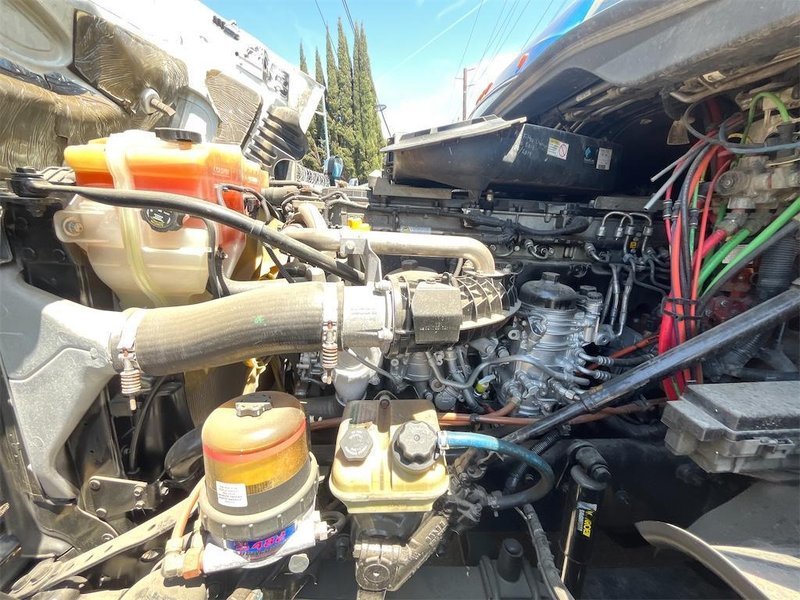 2017 Freightliner Cascadia 125 3AKJGLDR4HDHY0030