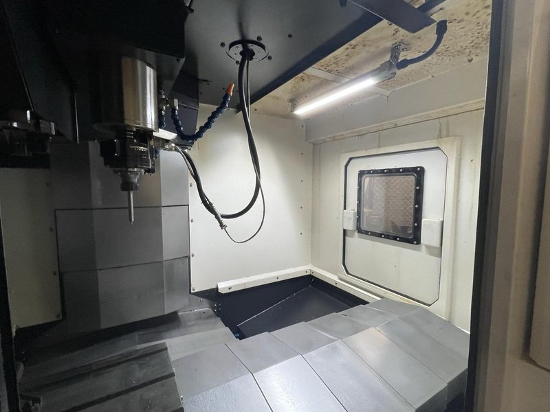 Hyundai WIA F400 VMC, 2017 – TSC, High Pressure Coolant, Rigid Tapping