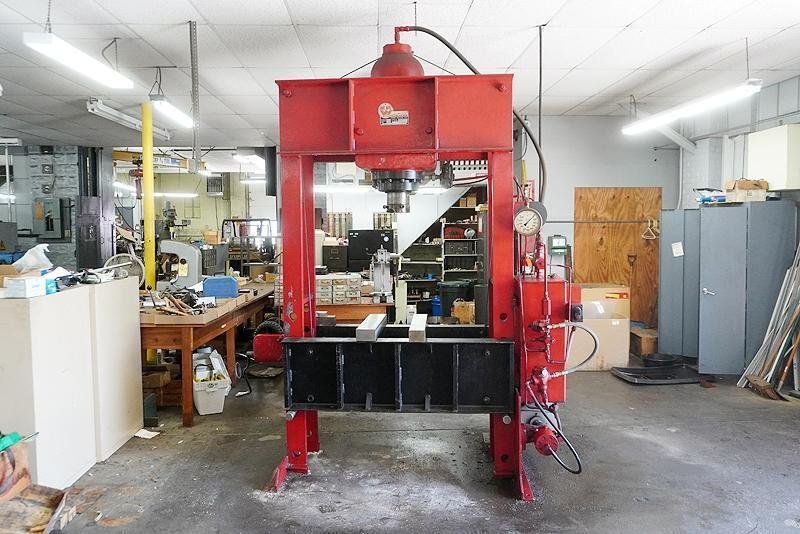 150 TON KR WILSON MODEL #37KAA-150DA-1P H-FRAME PRESS: YOBRO #25926