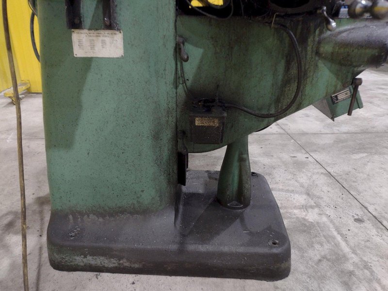 1.5 HP BRIDGEPORT SERIES I VERTICAL MILL / MILLING MACHINE: STOCK #20702