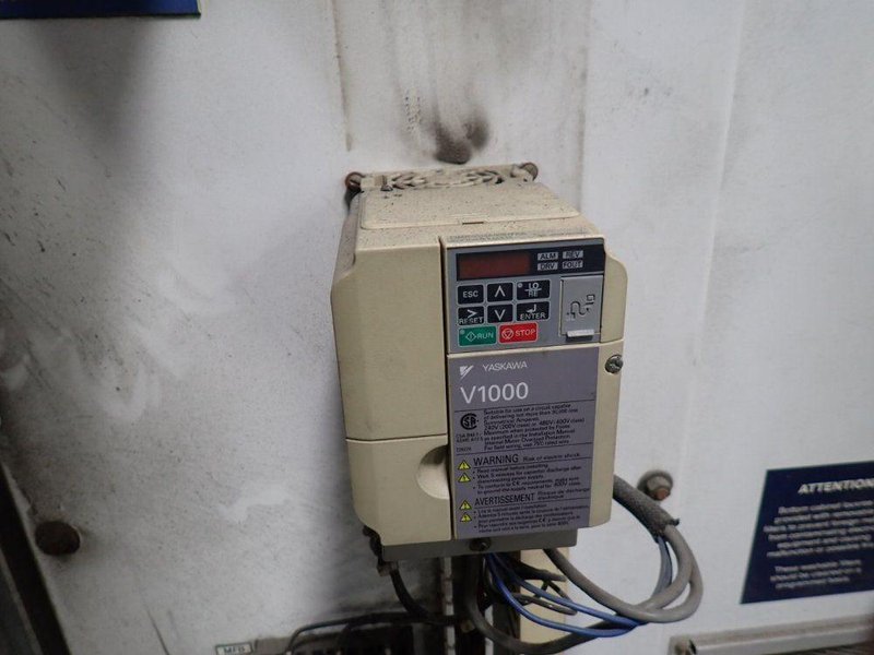 NOVATEC 18" X 18" X 21" EXTRUDER