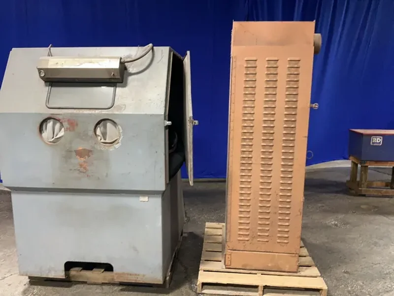 Zero Manufacturing 40” X 52” X 47” Blast Cabinet &amp; Dust Collector - 220-900r-&amp;df 3pd