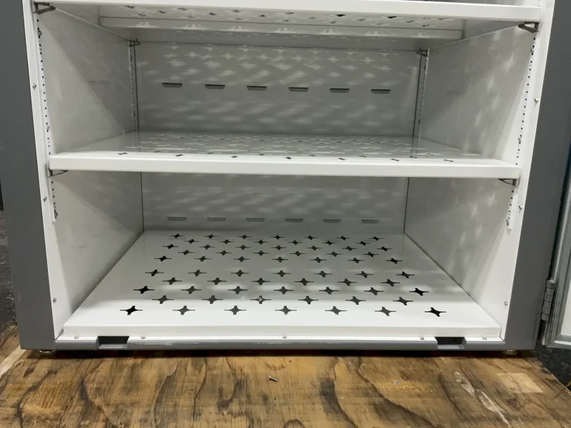 SHELLAB 25” X 33” X 63” OVEN  -  SMI31