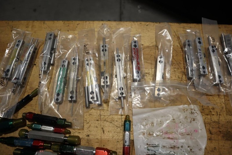 Thread Gages and Gage Holders- Auction Item