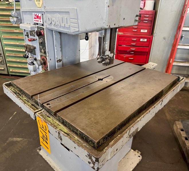 16" Doall Vertical Band Saw 16-3, 6000 FPM, Hyd. Table Feed, 3 HP