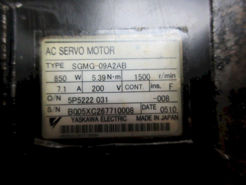 Used Haas Servo Axis Motor Yaskawa Model SGMG-09A2AB Servo Axis Motor for Haas Part #93-0346