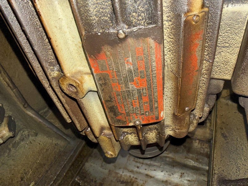 GALLMEYER &amp; LIVINGSTON HYDRUALIC SURFACE GRINDER. STOCK # 1214825