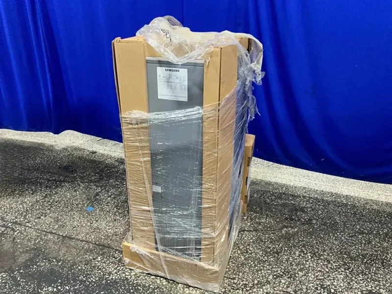 SAMSUNG AIR CONDITIONER  -  AM030TNZDCH/AA