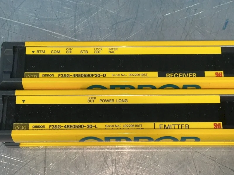 OMRON SAFETY LIGHT CURTAIN KIT  -  F3SG-4RE0590P30