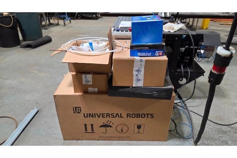 Hirebotics CW102 Cobot Welder, 2022 – Universal Robots UR10e Collaborative Robotic Welding System