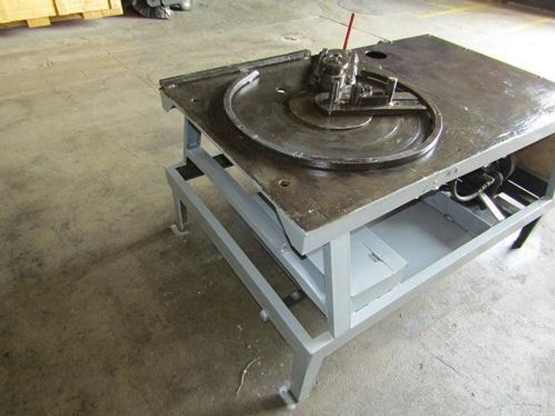 CUSTOM HYDRAULIC TABLE BENDER FOR BAR TUBE &amp; FLAT BAR